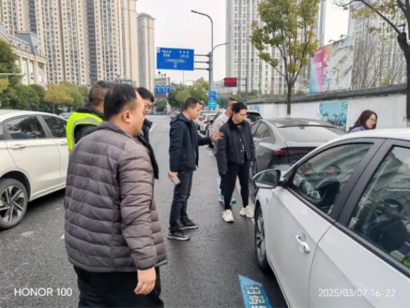 市古鎮(zhèn)智慧公司赴上饒考察智慧停車業(yè)務